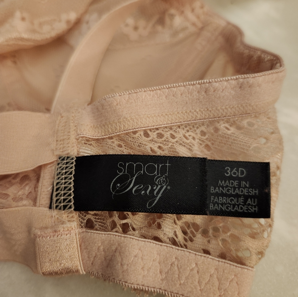Lace bra - Picture 3 of 3